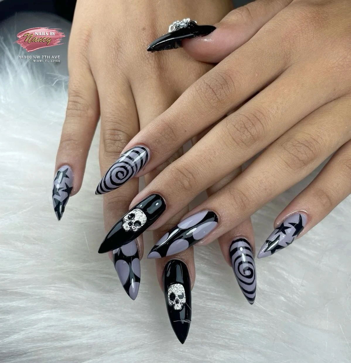 Trending nails